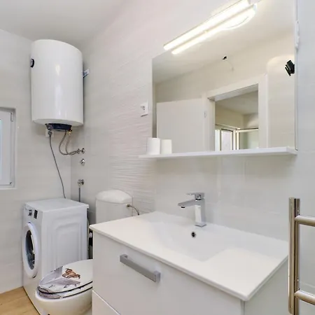 Ursula Stivan Дом отдыха Мартиншчица