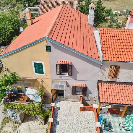 Ursula Stivan 度假居