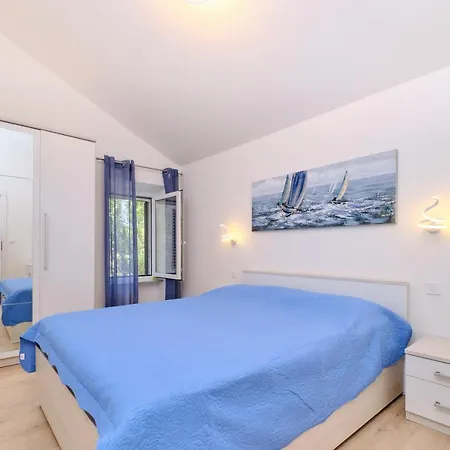 Ferienhaus Ursula Stivan Martinšćica